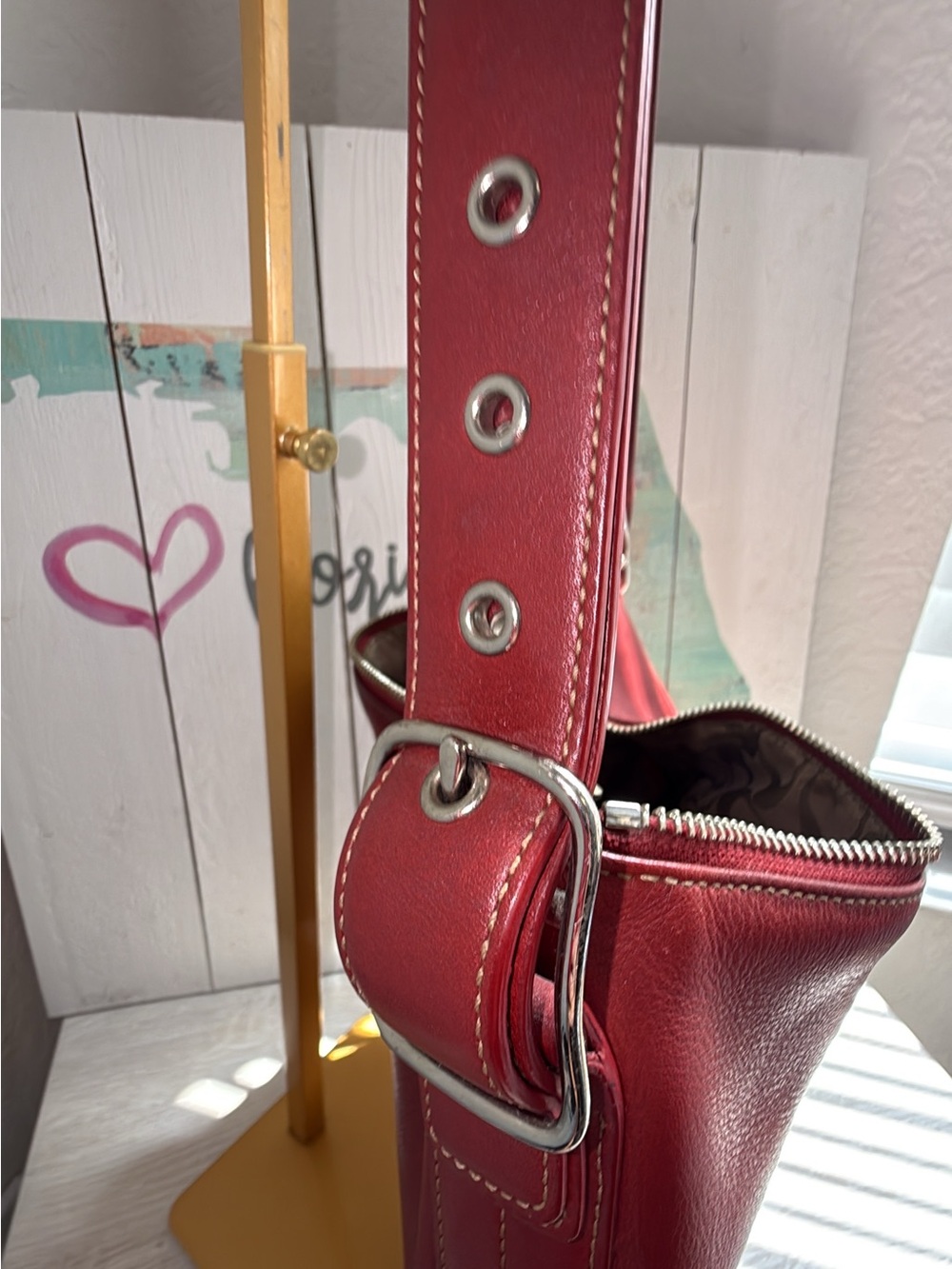 Vintage Coach Legacy slim duffle red with silver tone hardware - Picture 4 of 12